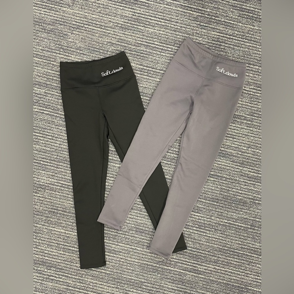Set of Soft Clouds Fleece Leggings Junior Both Size Small, Color Gray/Black